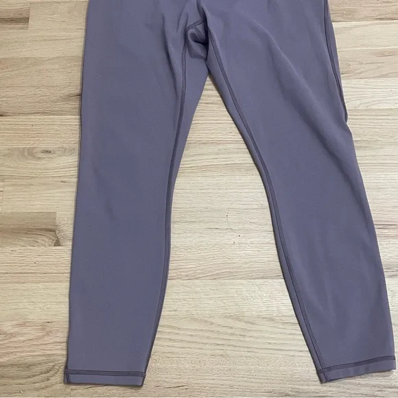 Lululemon Train Time Pants 7/8 Lavender Mulberry Leggings 25” size 10 - Picture 8 of 13